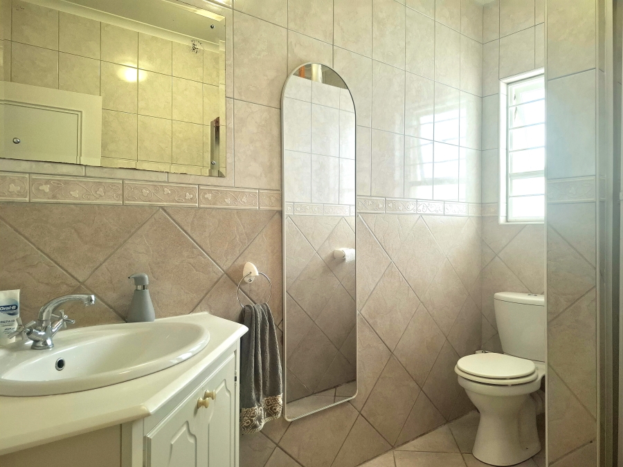 3 Bedroom Property for Sale in Costa Sarda Western Cape